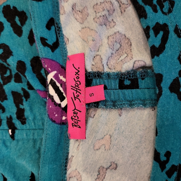 Betsey Johnson Lips printed stretch Jersey Knit dress sized Small - Picture 5 of 5